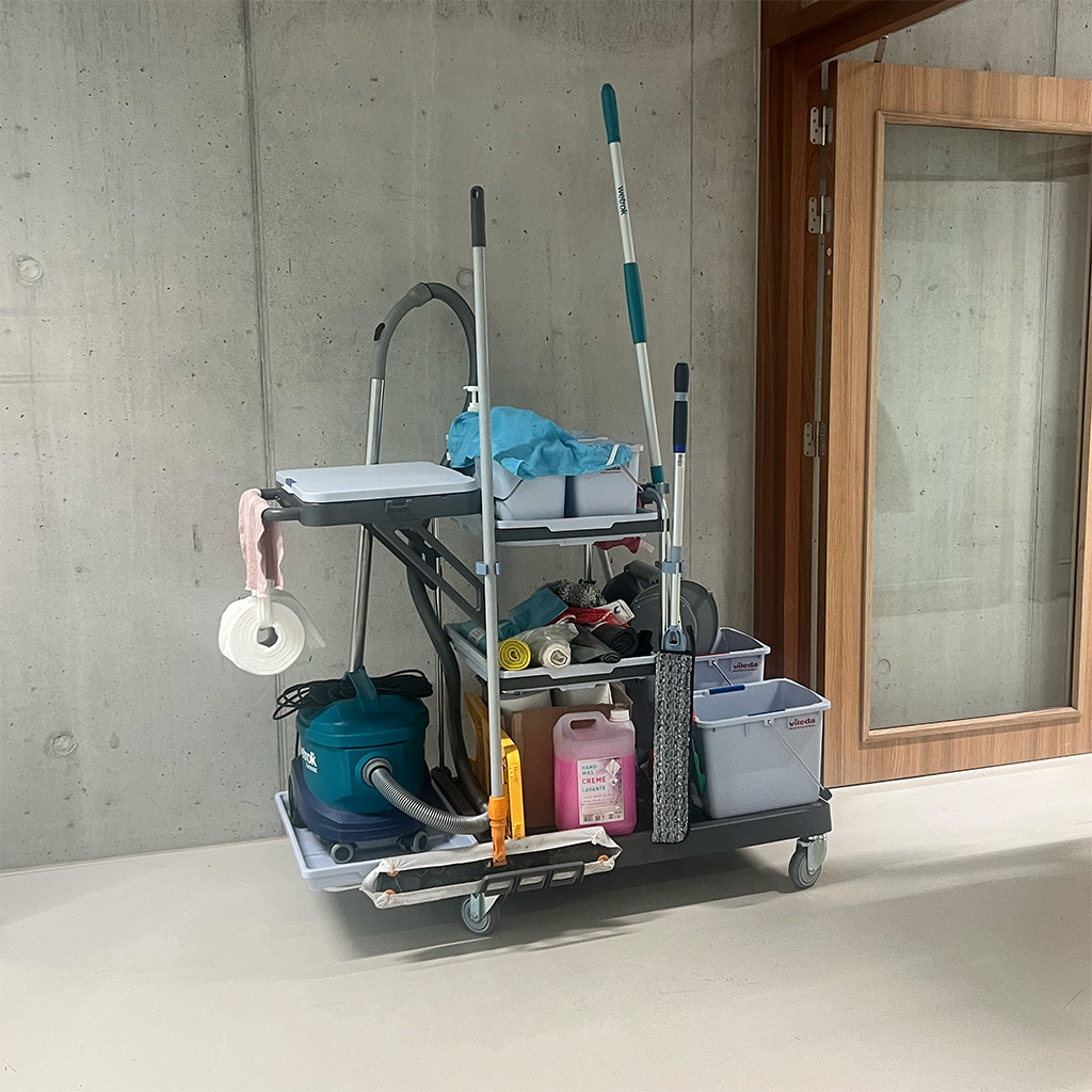Sfeerbeeld kar schoonmaak